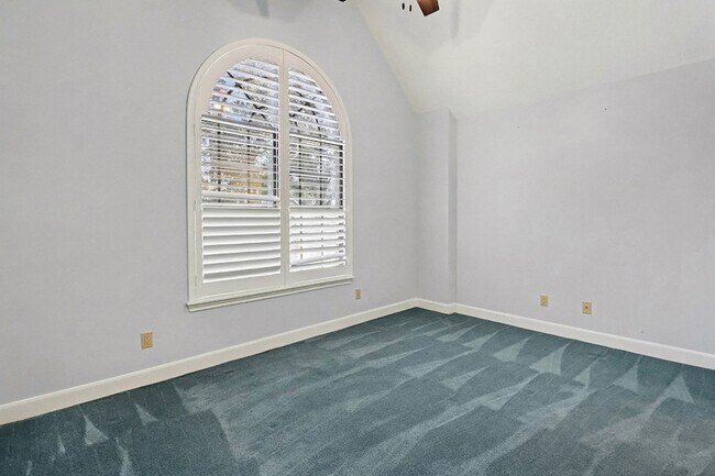 Building Photo - 1402 Copperfield Ct