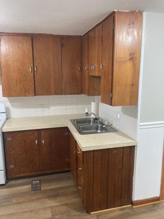 Building Photo - 604 S Fillmore St