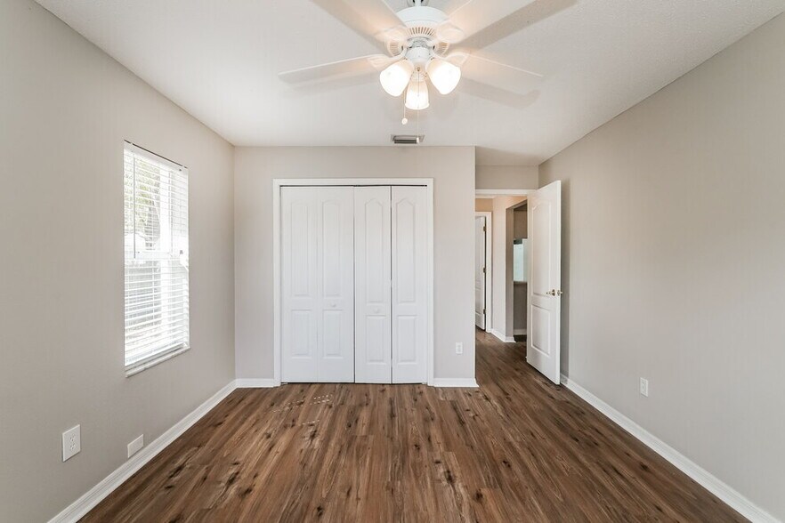 Building Photo - 4640 Burlington Rd