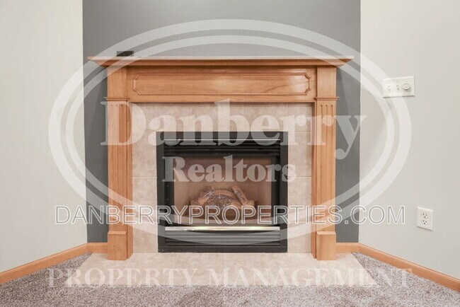 Building Photo - 1564 Plum Creek Dr