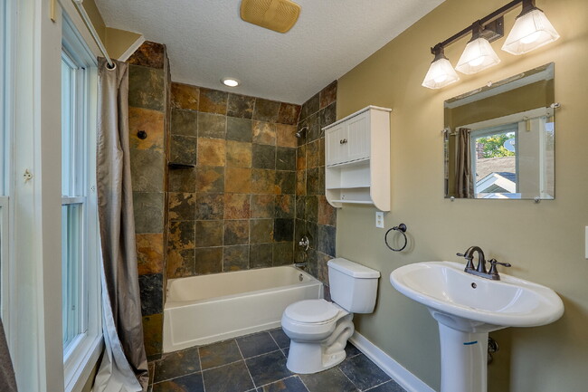 Building Photo - Charming 4-Bedroom Home with Gleaming Hardwood Floors in Vibrant Minneapolis Neighborhood!