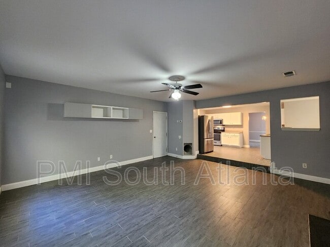 Building Photo - 2085 Winding Crossing Trail