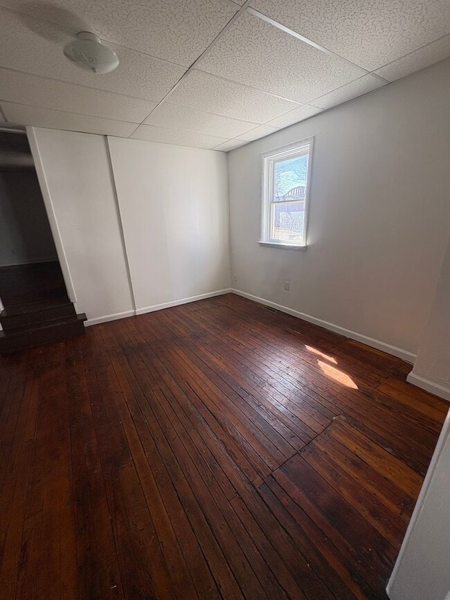 Building Photo - 1st Floor 1 Bedroom-East End York City SD