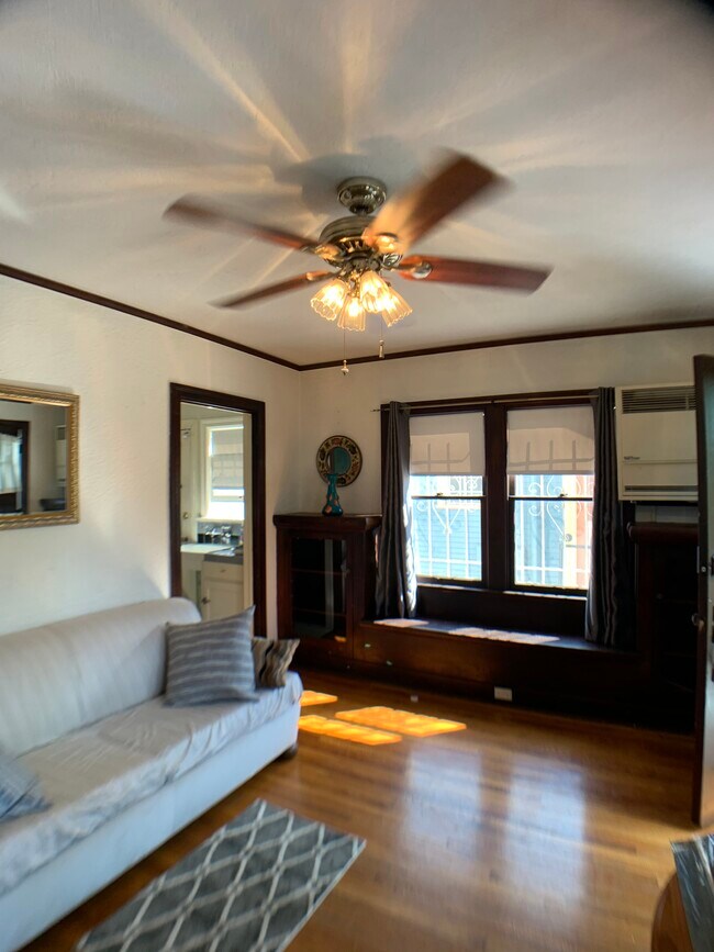 Craftsman built ins - 2746 C St