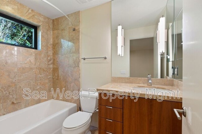 Building Photo - 2328 Rue De Anne