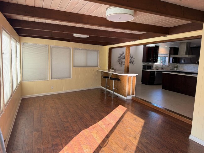 Building Photo - 3415 Isherwood Pl