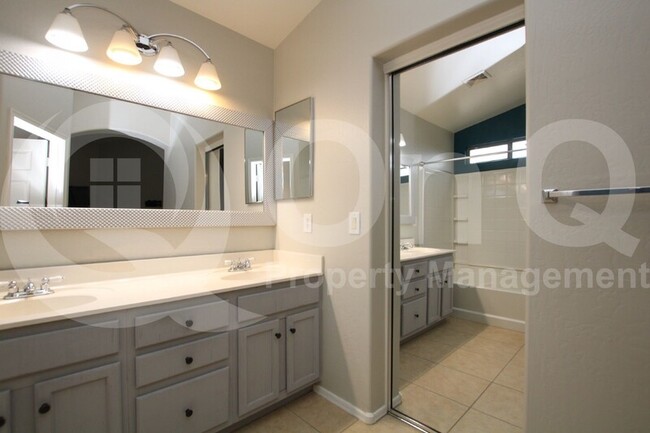 Building Photo - 35540 N Belgian Blue Ct