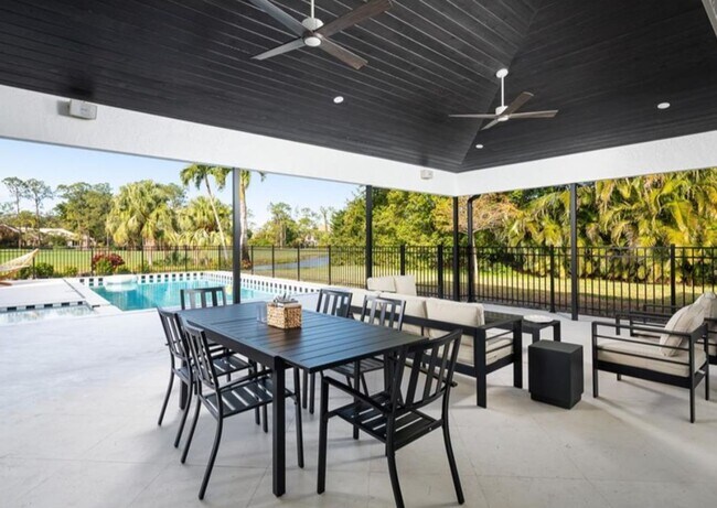 Building Photo - STUNNING REMODELED 4-BEDROOM, 3.5-BATH FUR...