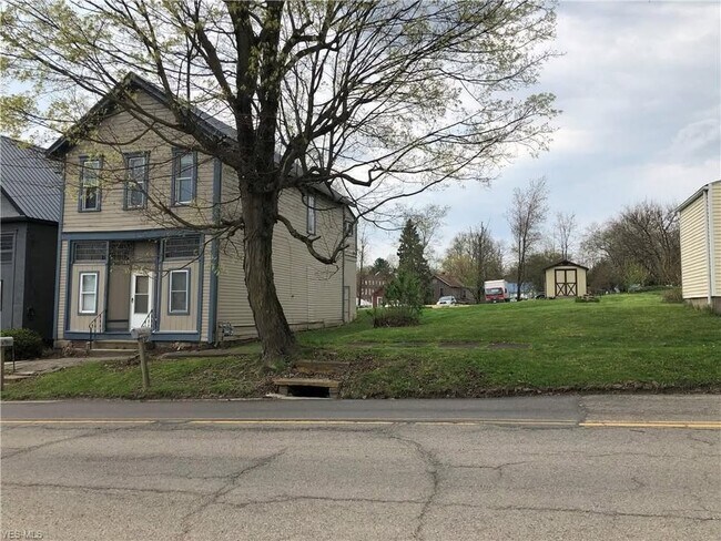 Building Photo - 308 S Jefferson St