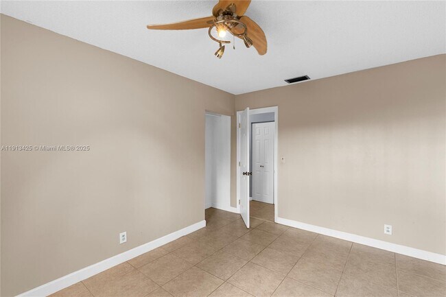 Building Photo - 8551 NW 53rd Ct