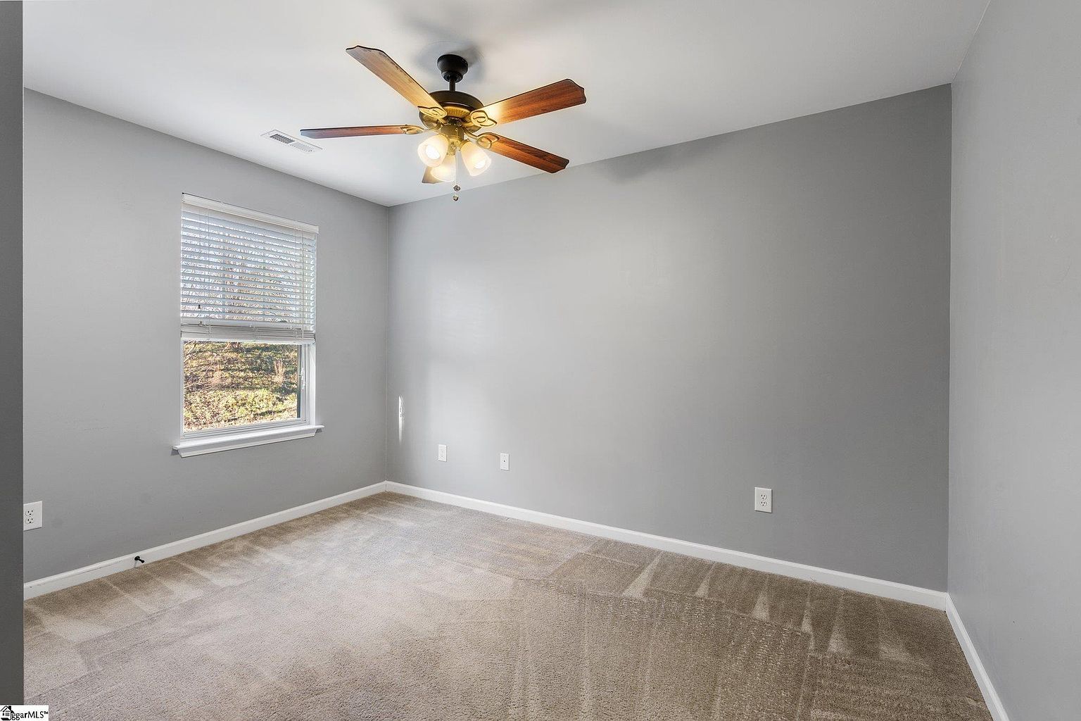 Bedroom 3 - 207 Blacks Dr