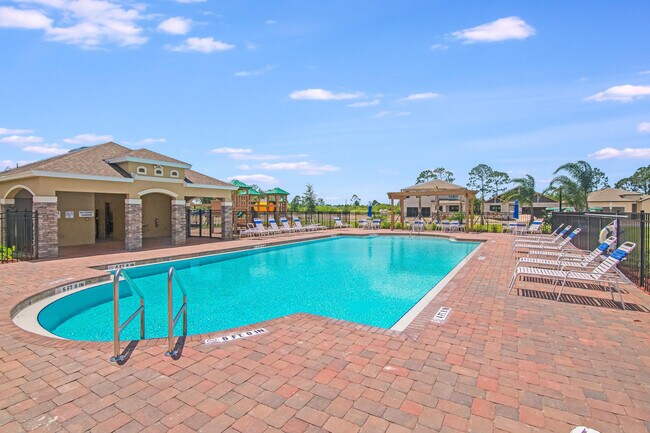 Building Photo - 870 Remington Green Dr SE