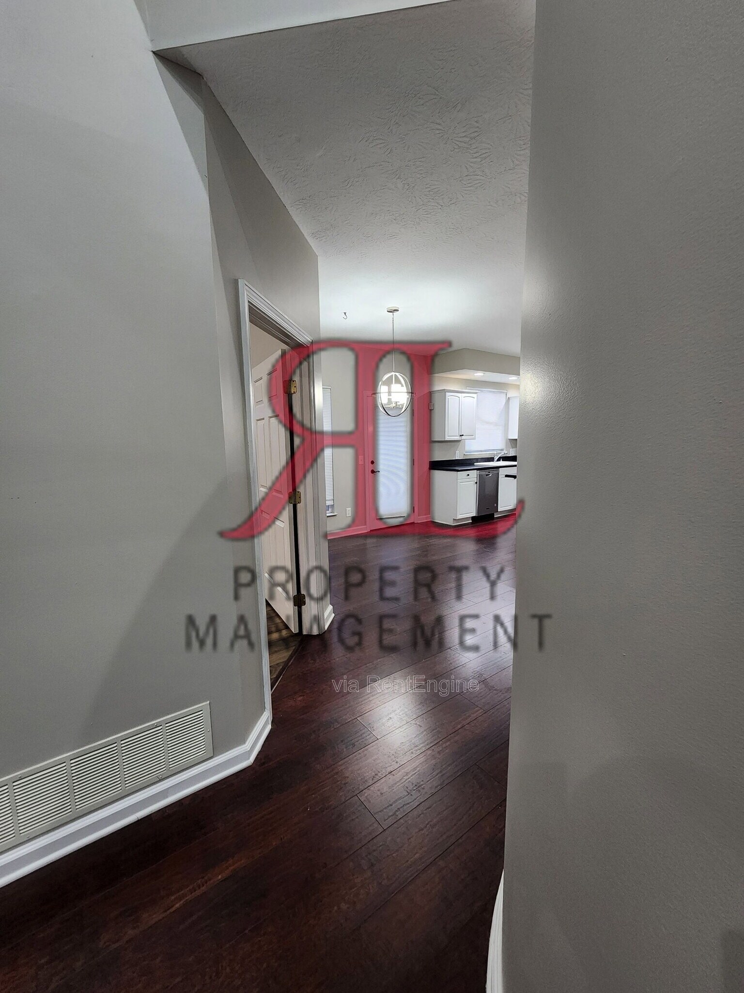 Building Photo - 6716 Bethany Dr