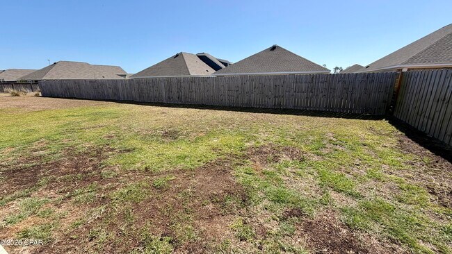 Building Photo - 250 Boggy Crk Wy