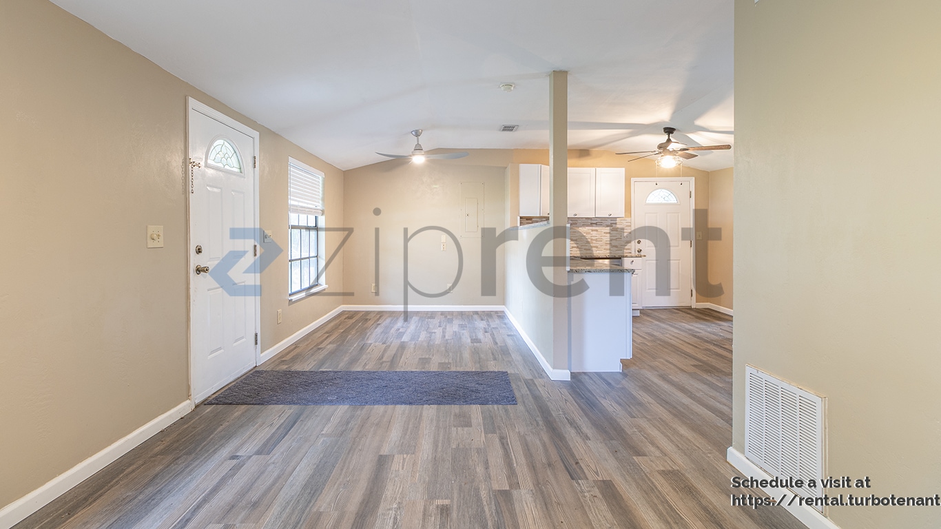 Building Photo - 1584 Selma Ave