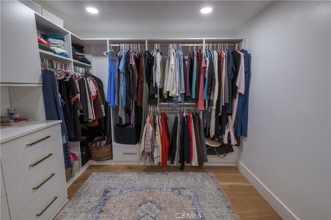 Building Photo - 9109 La Alba Dr