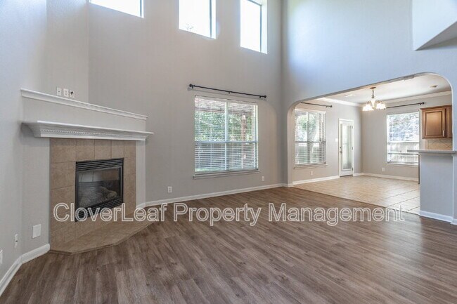 Building Photo - 9107 Los Sonoma Rio