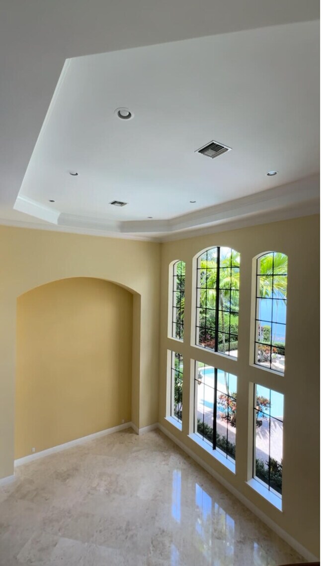 Building Photo - 9407 Bridgebrook Dr