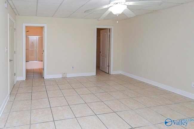 Building Photo - 4409 SE Hampton Ridge Dr