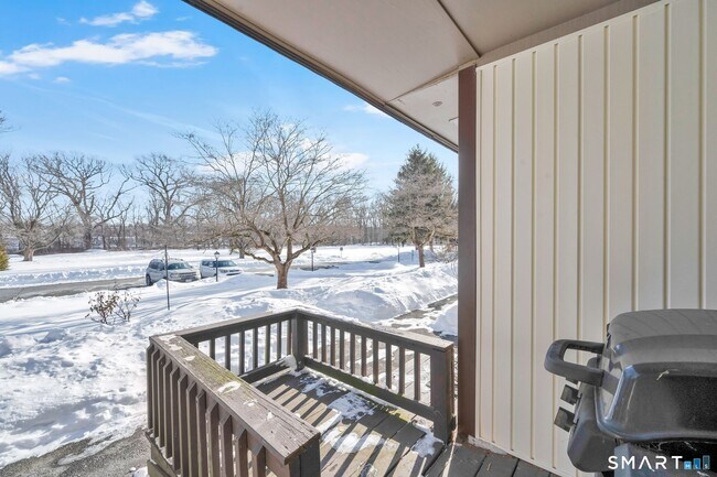 Building Photo - 78 Landing Cir