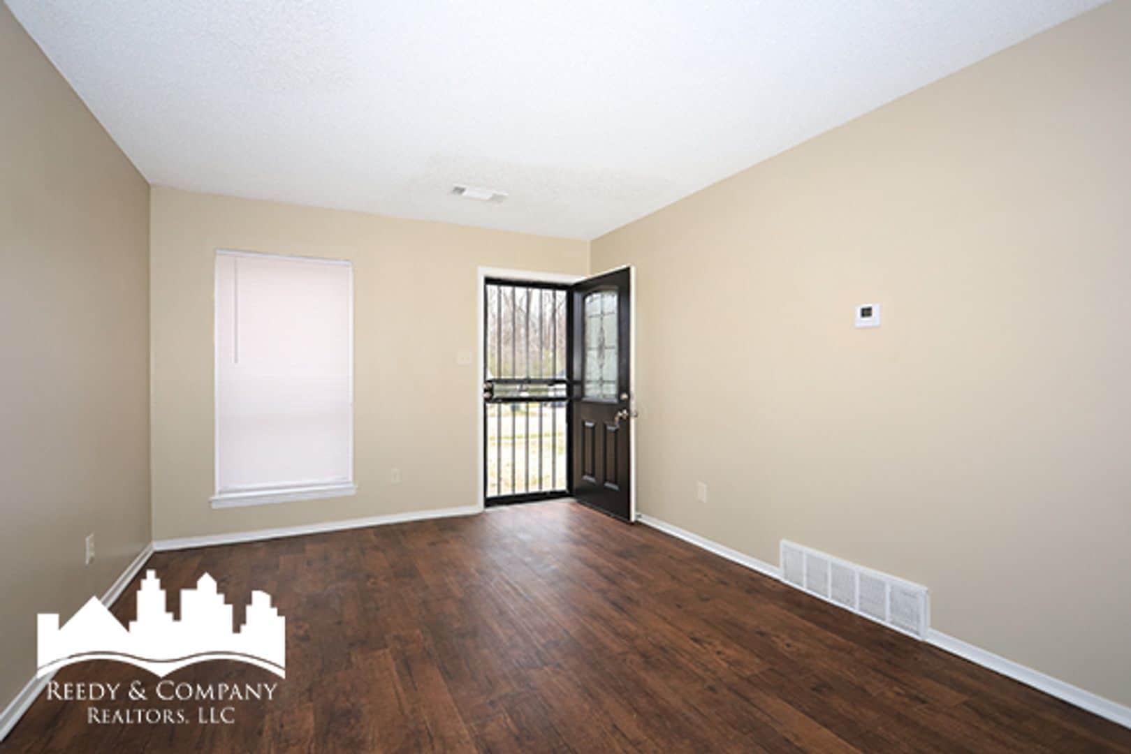 Building Photo - 5387 Cornstalk Cove