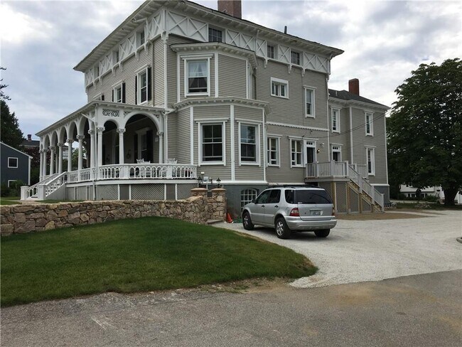 Building Photo - 6 Restmere Ter