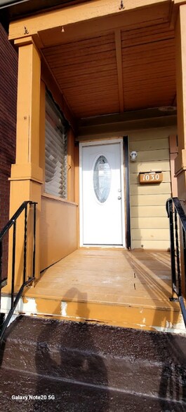 Primary Photo - 1030 Montier St