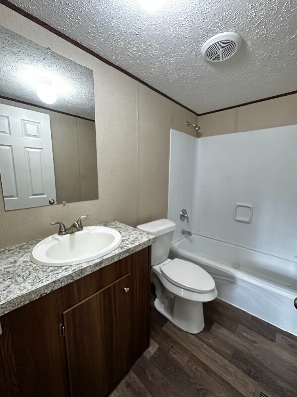 Building Photo - 828 Magnolia St