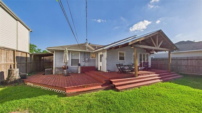 Building Photo - 1658 Du Barry Ln