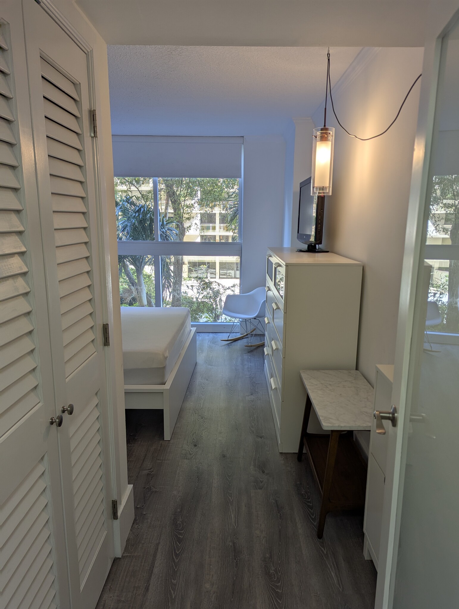 Building Photo - 2951 S Bayshore Dr