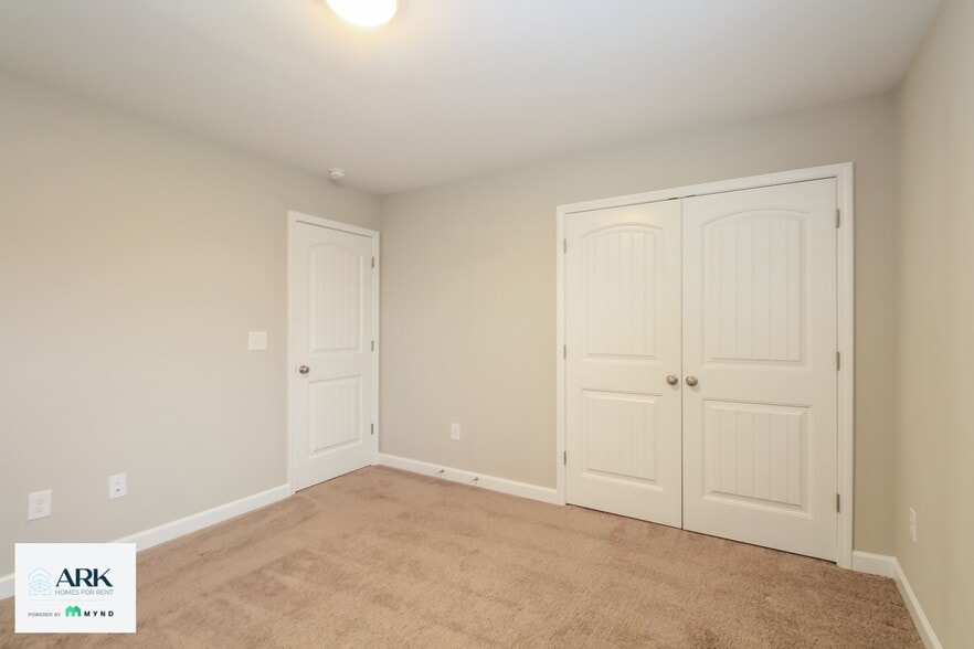 Building Photo - 7837 Waterwillow Dr