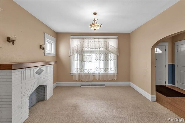 Building Photo - 120 Aldrich Pl