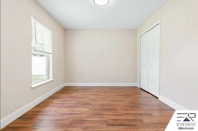 Building Photo - 28 Powder Horn Dr