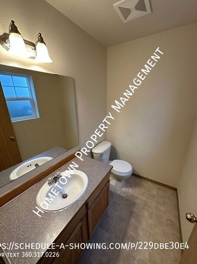 Building Photo - 407 Yauger Way NW