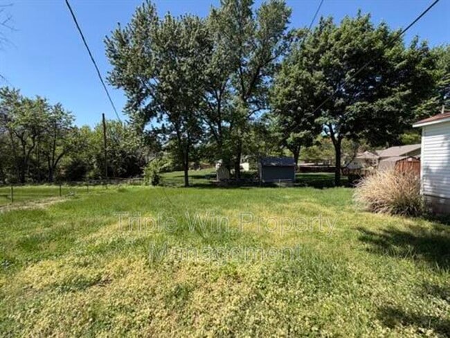 Building Photo - 185 St Eugene Ln