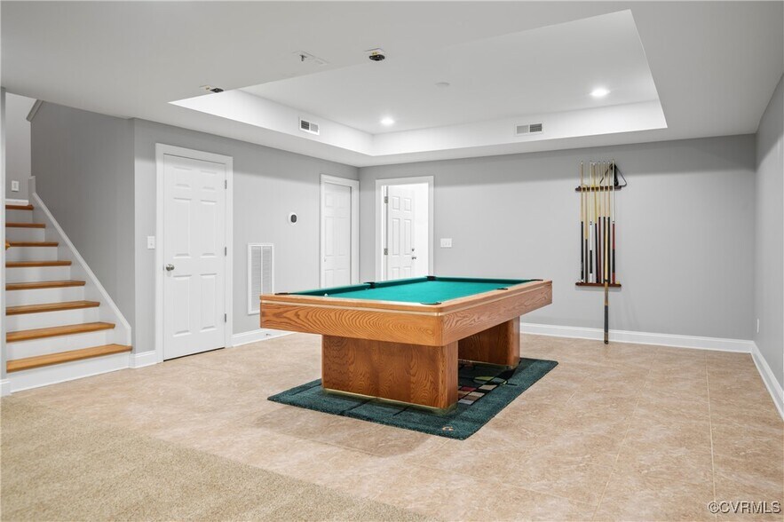 Building Photo - 11465 Pinewild Dr