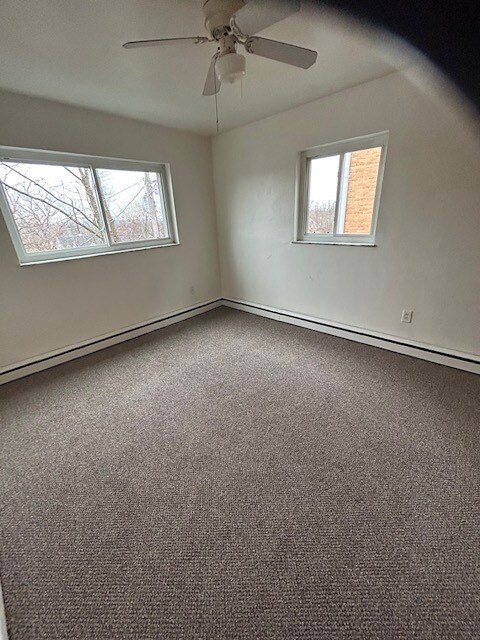 Building Photo - 550 Imo Dr