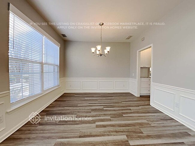 Building Photo - 9135 Hearst Ct