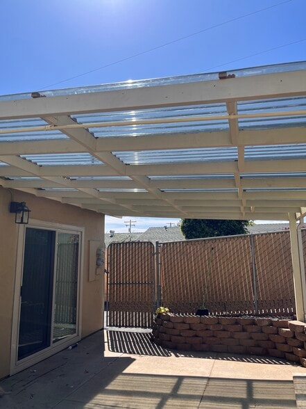 Back Patio - 1106 N 1st St