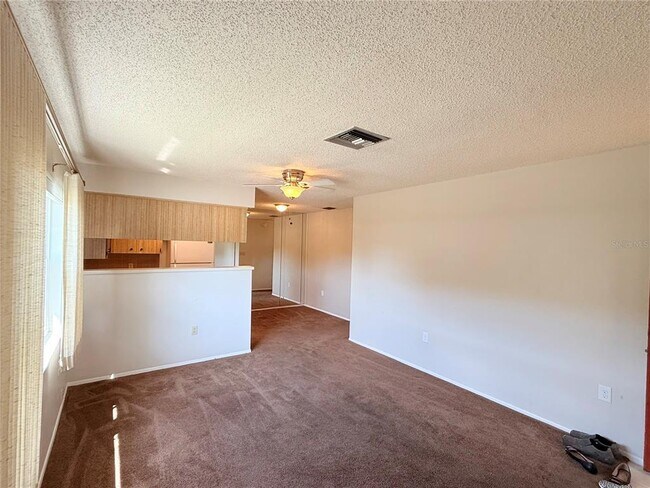 Building Photo - 6125 Chesham Dr
