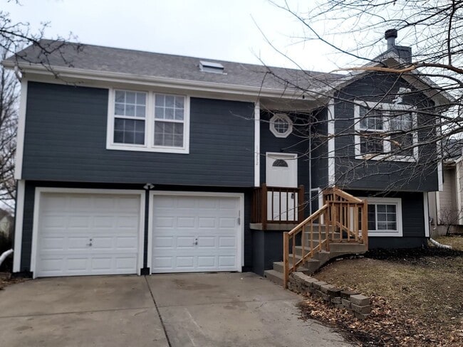 Building Photo - Available Early May | Don’t Miss This Stunning Rental