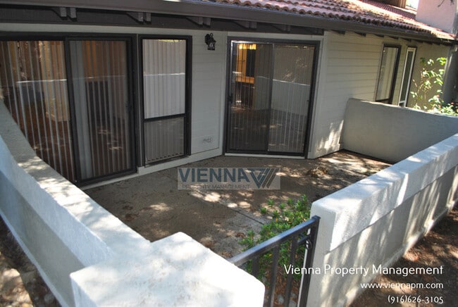 Building Photo - 4710 El Cid Ct
