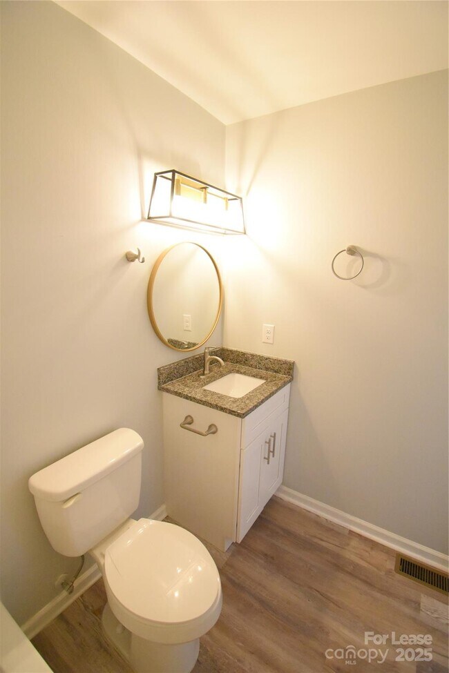 Building Photo - 6628 Cool Water Ct