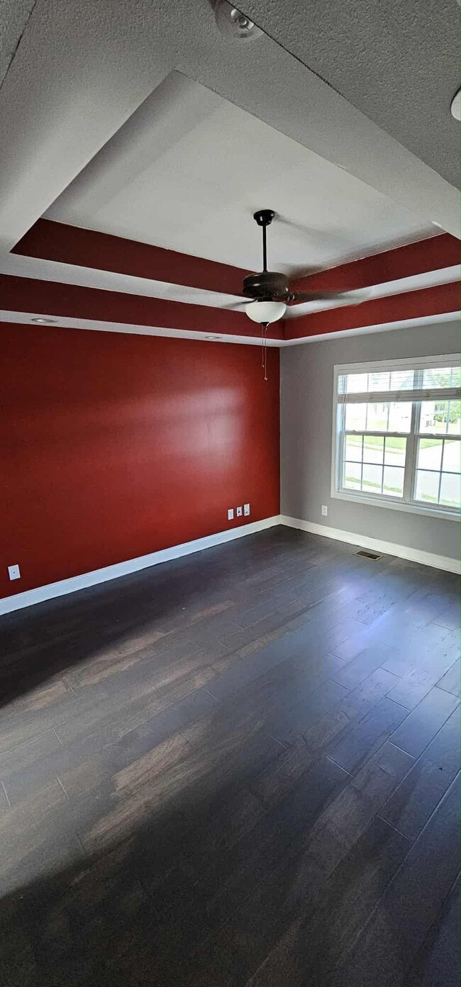 Building Photo - 708 Banister Dr