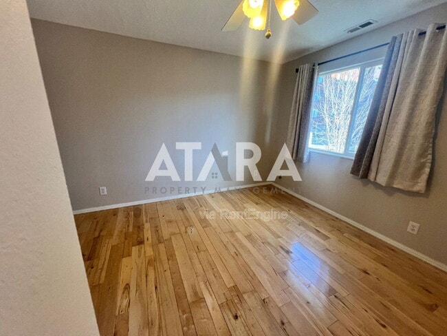 Building Photo - 254 Bliss Ct