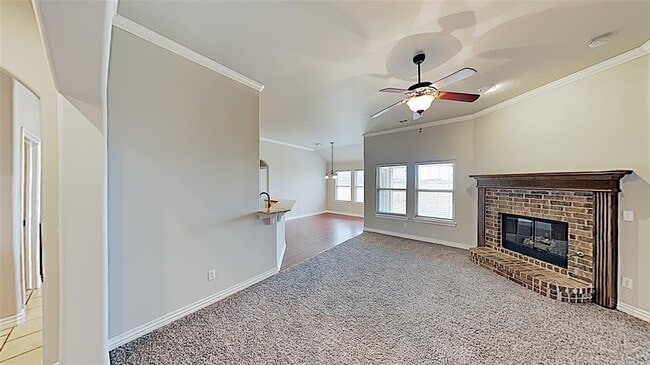 Building Photo - 15304 Blue Jay Dr