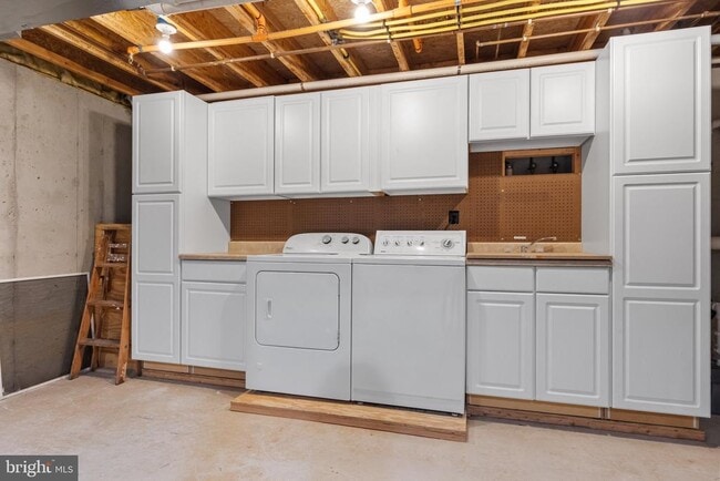 Building Photo - 115 Goldfinch Ct