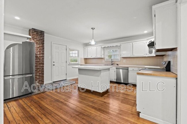 Building Photo - 315 Garfield Ave