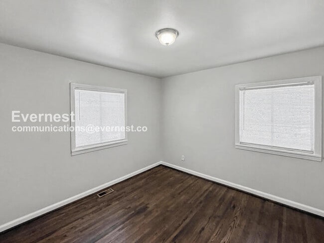 Building Photo - 9825 Virginianna Dr