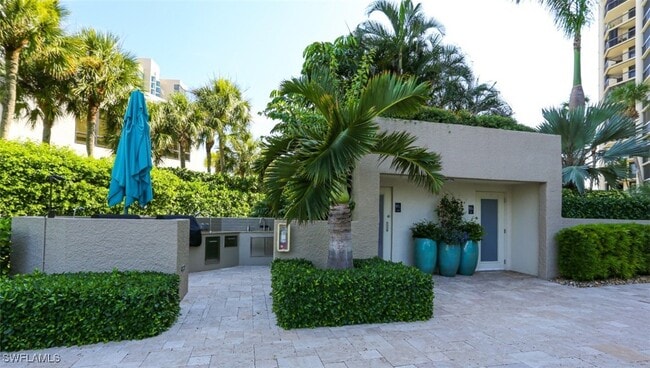 Building Photo - 4551 Gulf Shore Blvd N